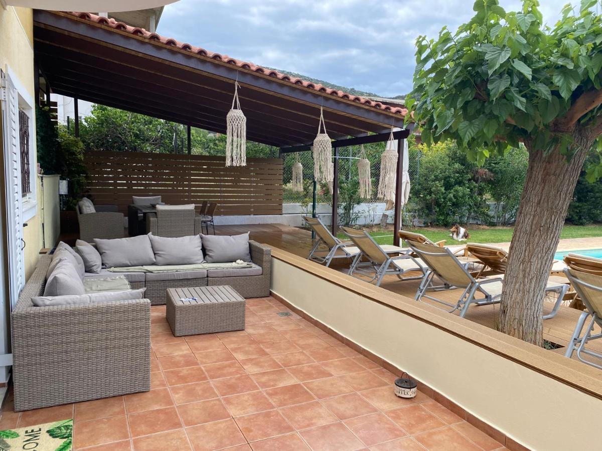 Relaxing Villa With Swimming Pool And Garden Agios Georgios  外观 照片