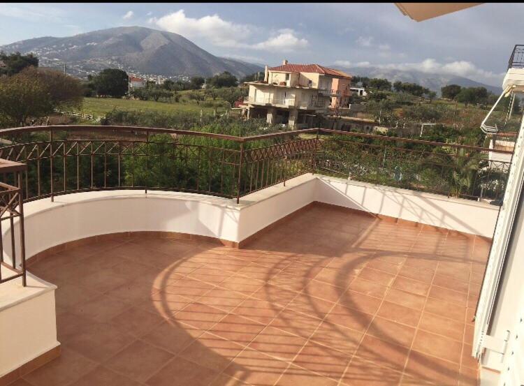 Relaxing Villa With Swimming Pool And Garden Agios Georgios  外观 照片