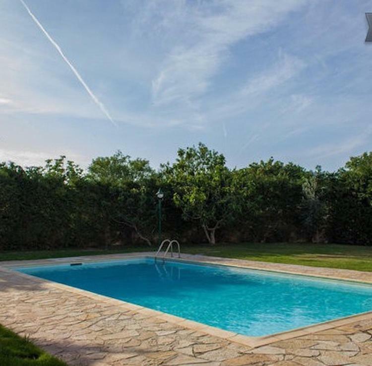 Relaxing Villa With Swimming Pool And Garden Agios Georgios  外观 照片